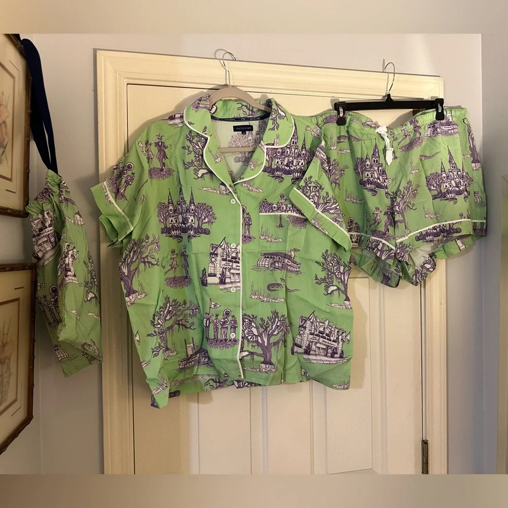 KATIE KIME New Orleans Toile pajama set in green and purple Mardi Gras - Picture 7 of 13